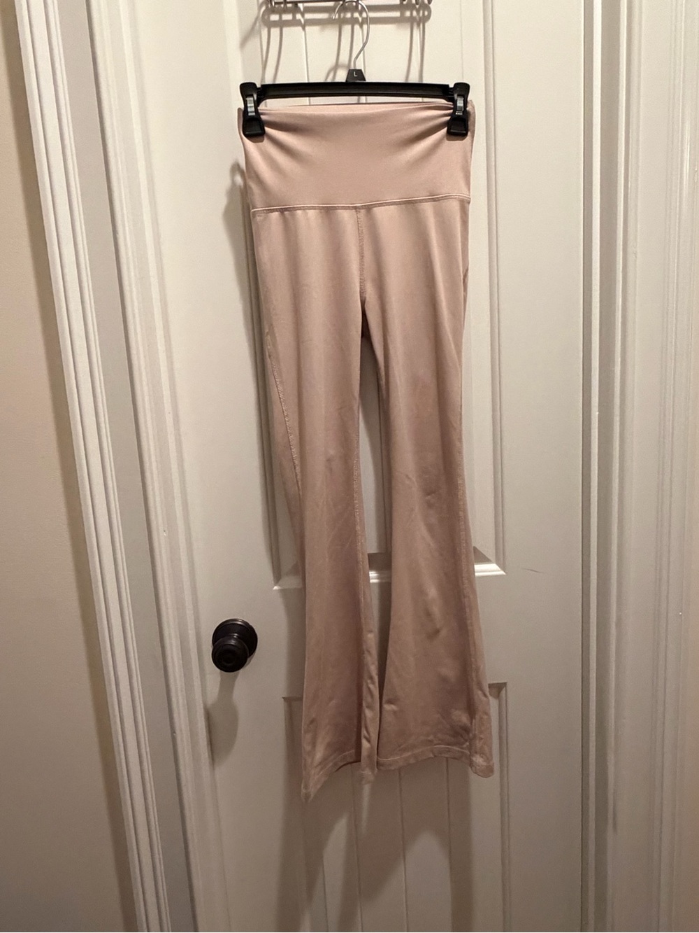 DSG High-Waist Flare Active Pants in Light Beige